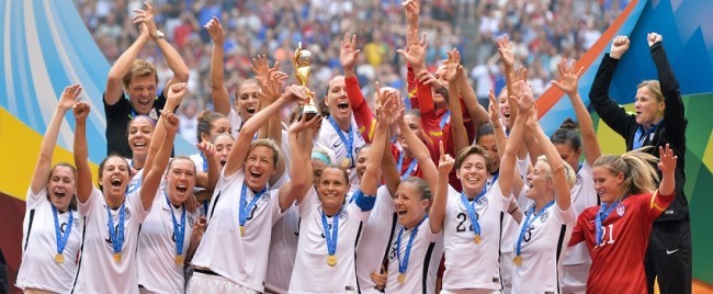 Estados Unidos ganó 5-2 en la final frente a Japón y se proclamó por tercera vez campeona del mundo.