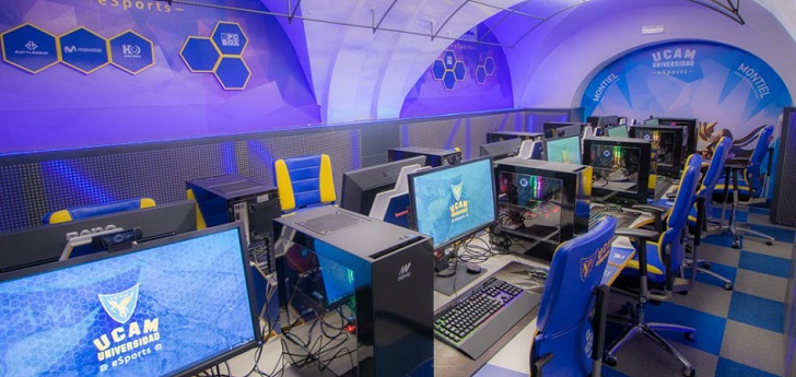 El club de deportes electrónicos, que tenía su sede en Orense, pasará a llamarse Ucam Penguins y se trasladará a la gaming room de la universidad murciana. Además, se pondrá en marcha un proyecto conjunto de docencia y formación. 