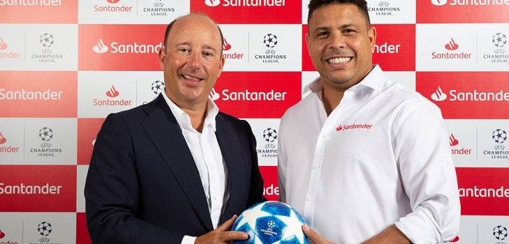 Santander ficha a Ronaldo para elevar la visibilidad de la Champions League en Brasil