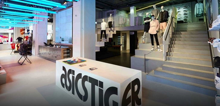 Asics instalará nuevos espacios de venta en centros de El Corte Inglés en Marbella (Málaga), Valencia, Zaragoza y Valladolid