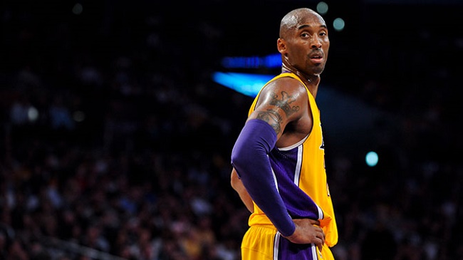 Kobe Bryant cobra 49,5 millones de dólares anuales, según Forbes.