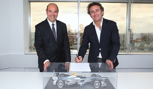 El consejero delegado de la Fórmula E, Alejandro Agag, y el directivo de la competición, Justin Tadman.