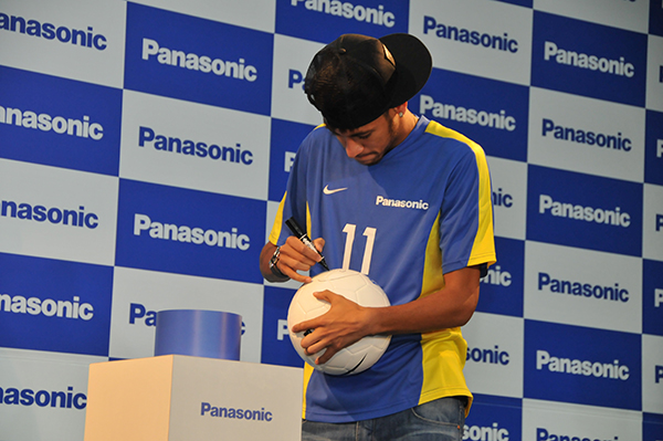 Panasonic Neymar