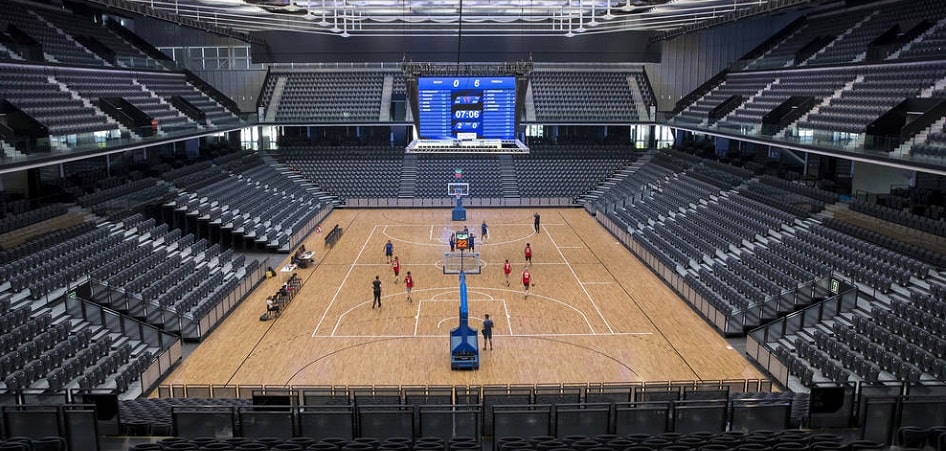 El Navarra Arena, más allá del deporte: se reconvierte en un autocine