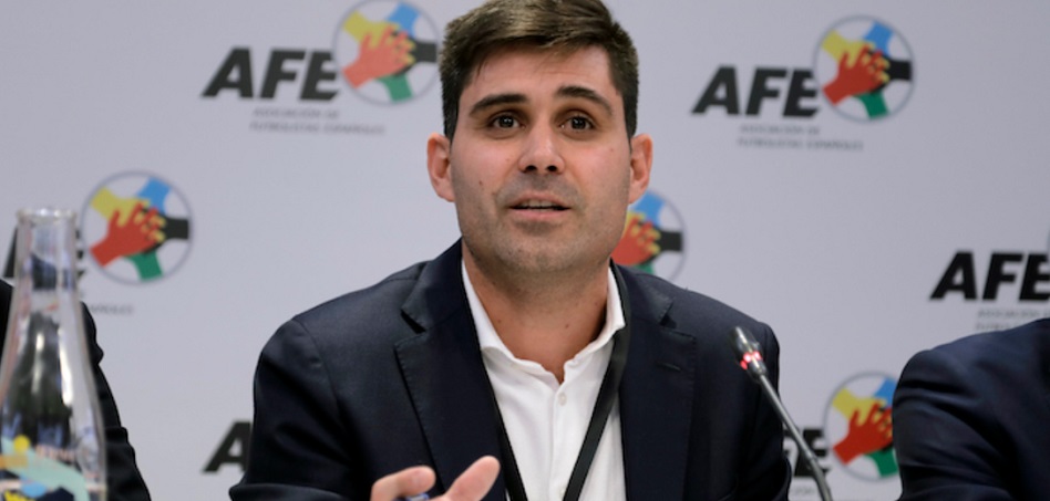 La cúpula de AFE se querella contra Aganzo por presunto cohecho y administración desleal