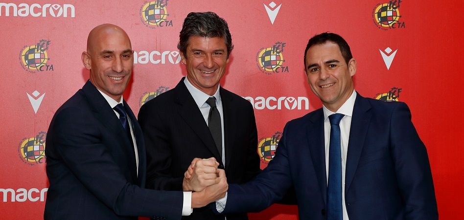 La Rfef vende a Macron el patrocinio de la equipación de los árbitros españoles