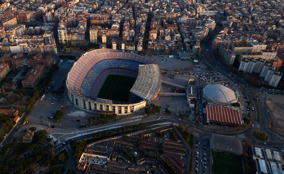 El Barça pone la primera piedra del nuevo Camp Nou