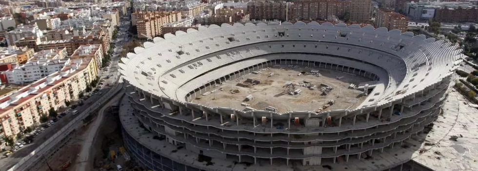 El Ayuntamiento valenciano sancionará a Valencia CF si incumple los nuevos plazos del estadio