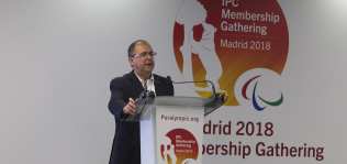 El director del Comité Paralímpico Internacional abandona el cargo tras quince años