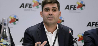 El presidente de la AFE busca apoyos para hacer frente a una moción de censura