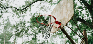 Badalona: una cuna del baloncesto sin nadie que la mezca