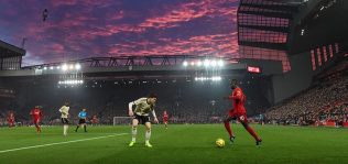 Liverpool y Manchester United negocian un préstamo de 5.000 millones