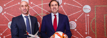 La Federación española de fútbol renueva su patrocinio con Iberia hasta 2026