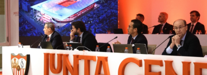 Los accionistas del Sevilla rechazan las cuentas anuales y la gestión del consejo en 2022-2023