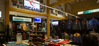 Kathmandu  compra Rip Curl por 215 millones