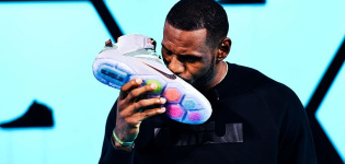 Nike barre a Adidas: copa el 50% de los deportistas mejor pagados del mundo