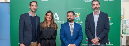 La Junta de Andalucía, a golpe de triple