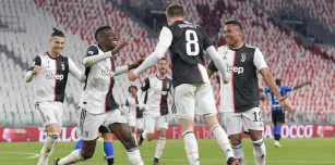 La Juventus recorta los sueldos de la plantilla en 90 millones
