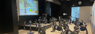 Fit4Life equipará las salas de ciclo indoor de l’Hospitalet de Llobregat por medio millón