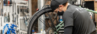 Pure Electric deja de comercializar bicicletas y cierra sus tiendas