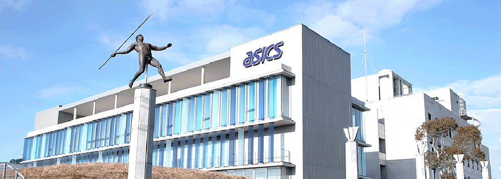 Asics dispara sus ingresos un 44,6% y su beneficio en el primer trimestre